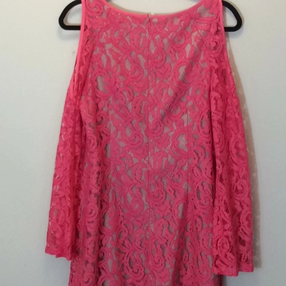 Saks Black Label Peach Lace Cold Shoulder Dress - Picture 6 of 9